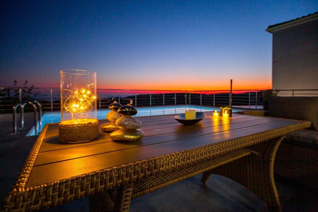 The View Villa Maries  Εξωτερικό φωτογραφία